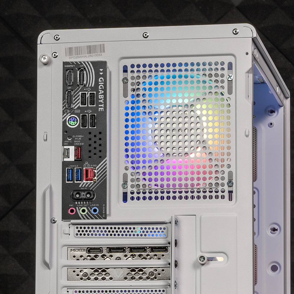 Special : Level 7 X3D Gaming / RYZEN 7 9800X3D + GeForce RTX 5070 Ti