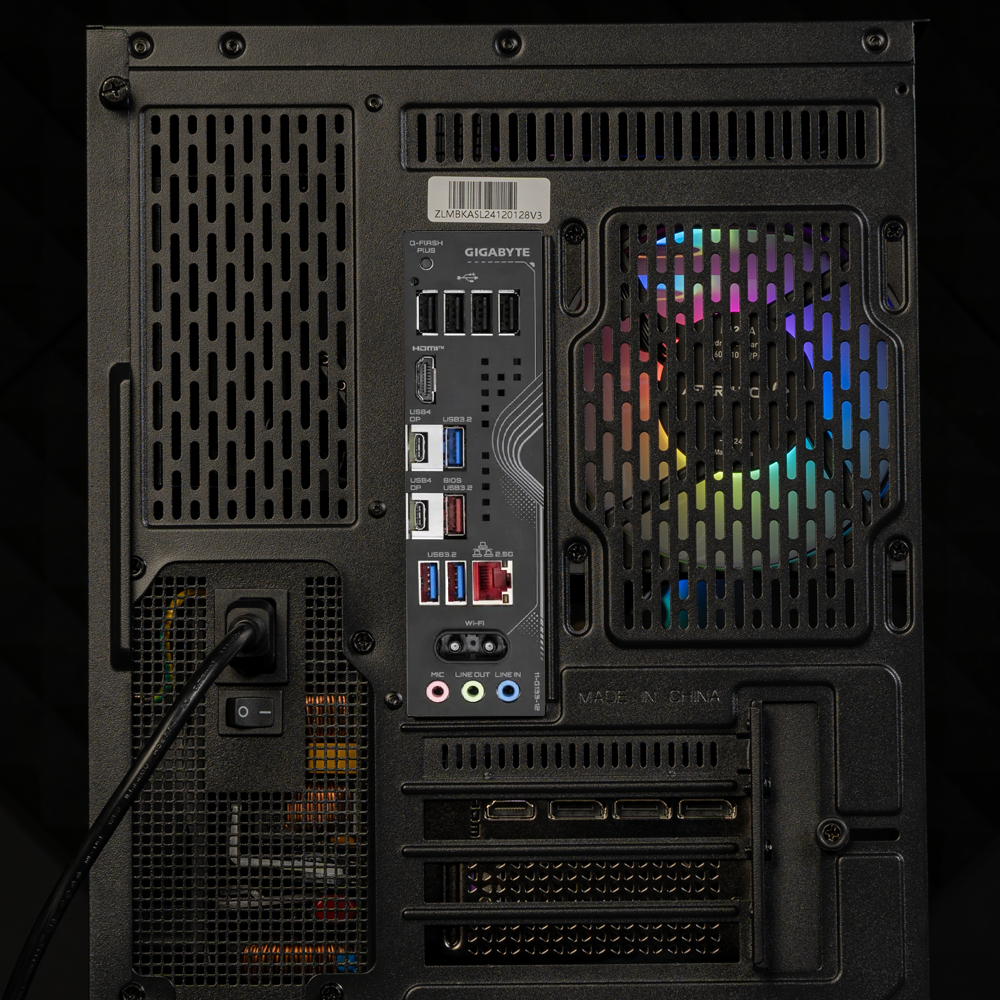 Supreme : X3D Extreme Plus / Ryzen 9 9950X3D + GeForce RTX 5080