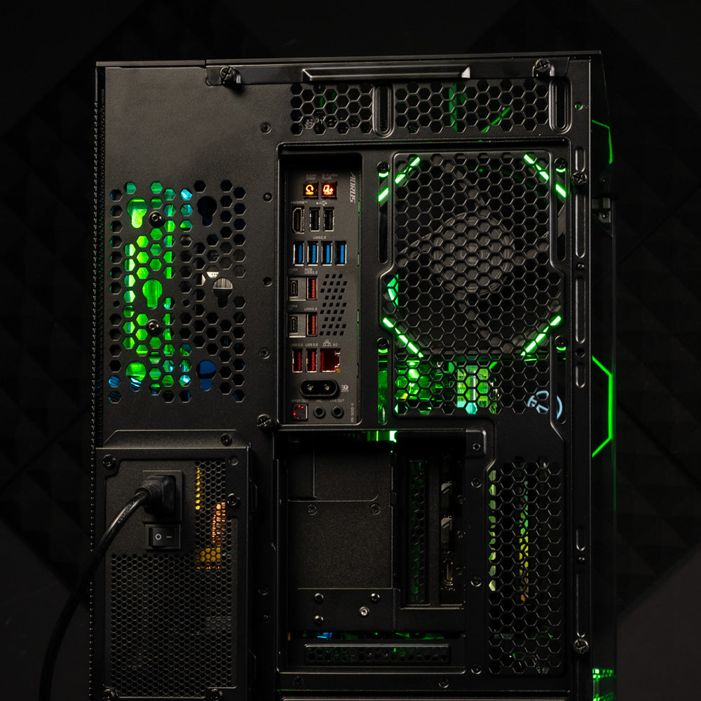 Artisan 12 : Black Ultracore / Ryzen 7 9800X3D + GeForce RTX 5090