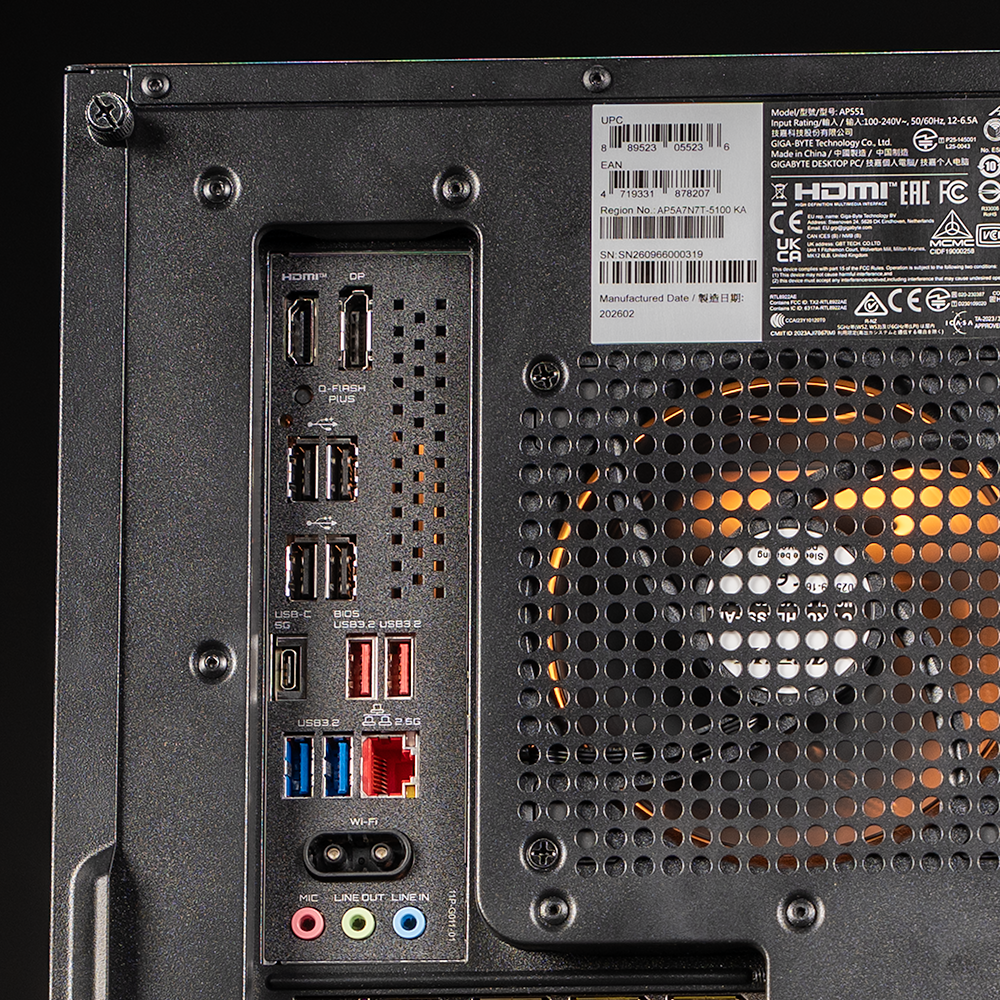 Gigabyte Aorus AP551 Prime 5 / Ryzen 7 9700X + GeForce RTX 5070 Ti
