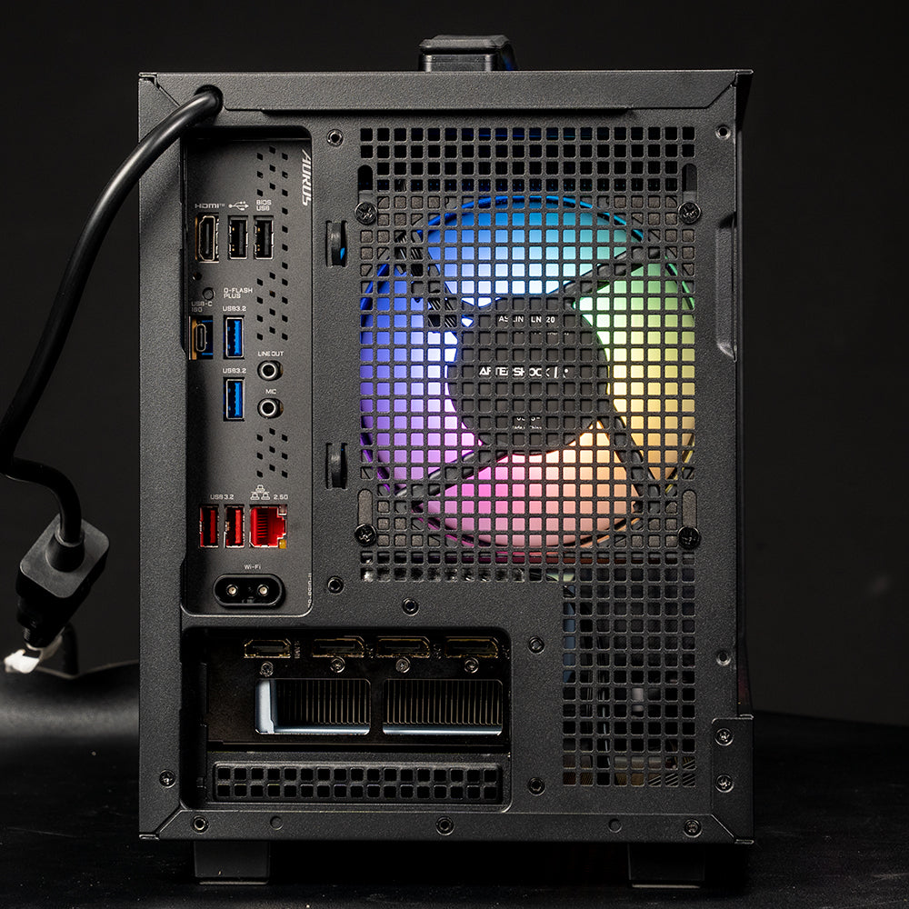 Compact AI PRO : AMD L9 / Ryzen 9 9900X + Radeon AI PRO R9700