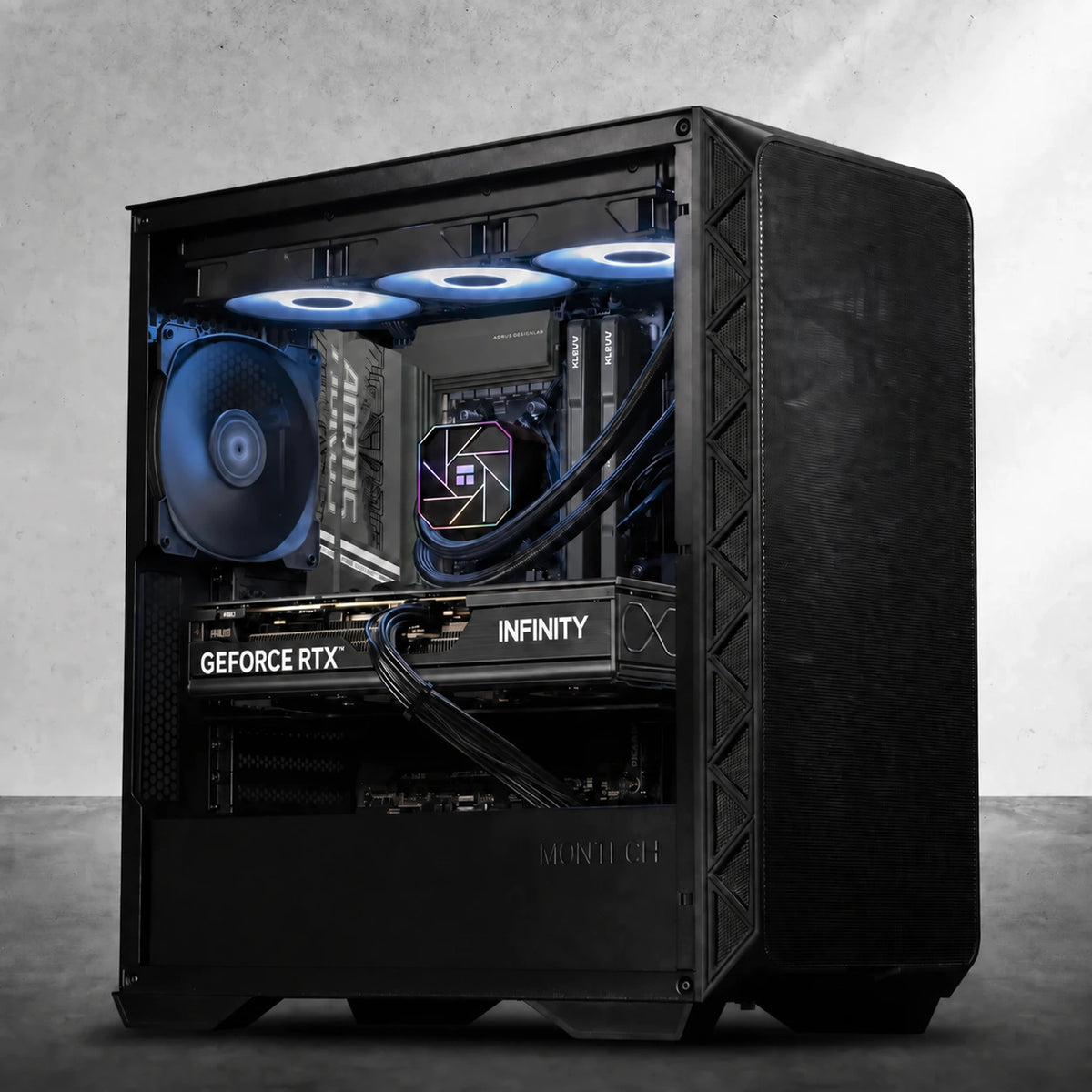 Focus Supreme : AMD L9  / Ryzen 9 9900X + GeForce RTX 5080