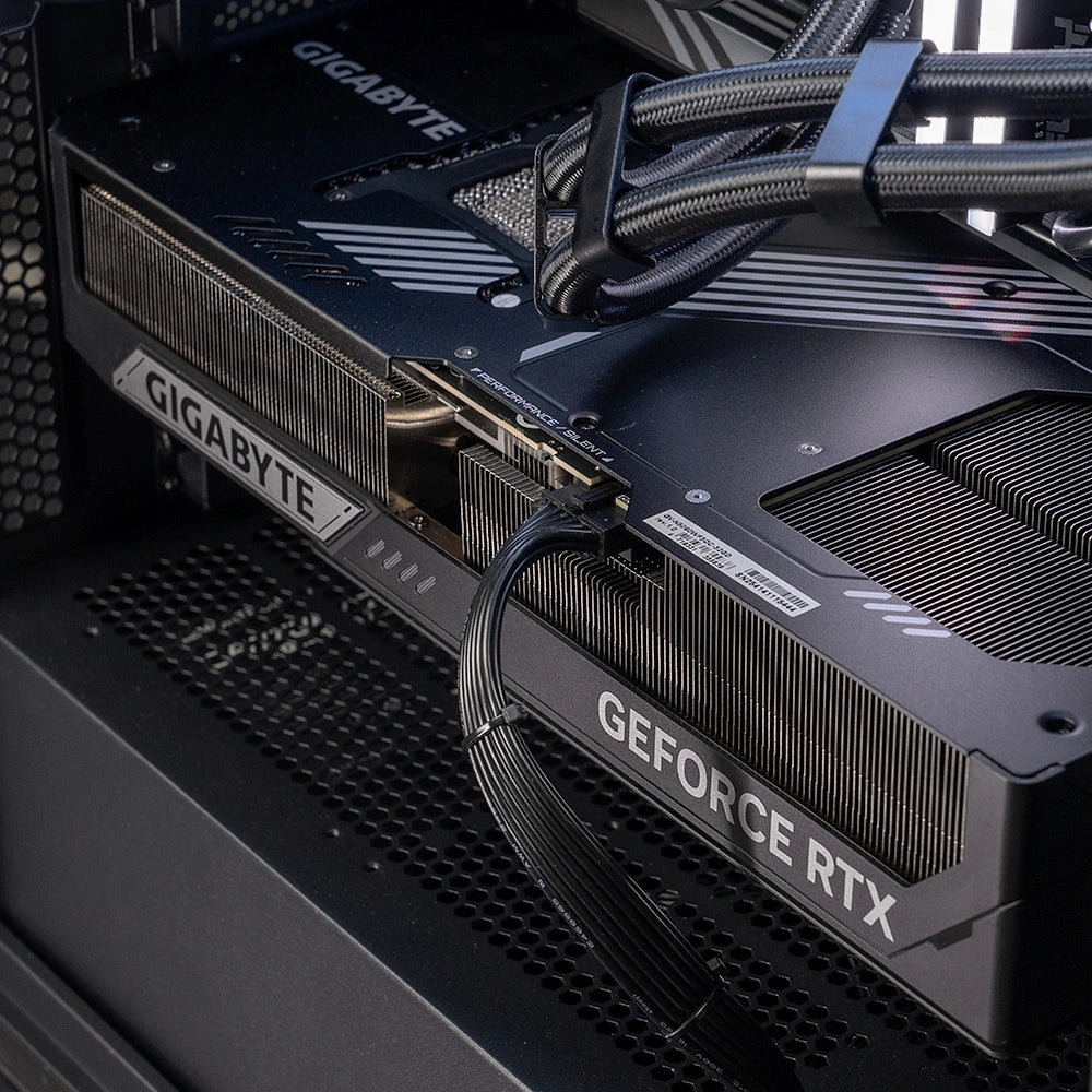 Showcase Ultimate : Intel Extreme / Ultra 7 270K Plus  + GeForce RTX 5090