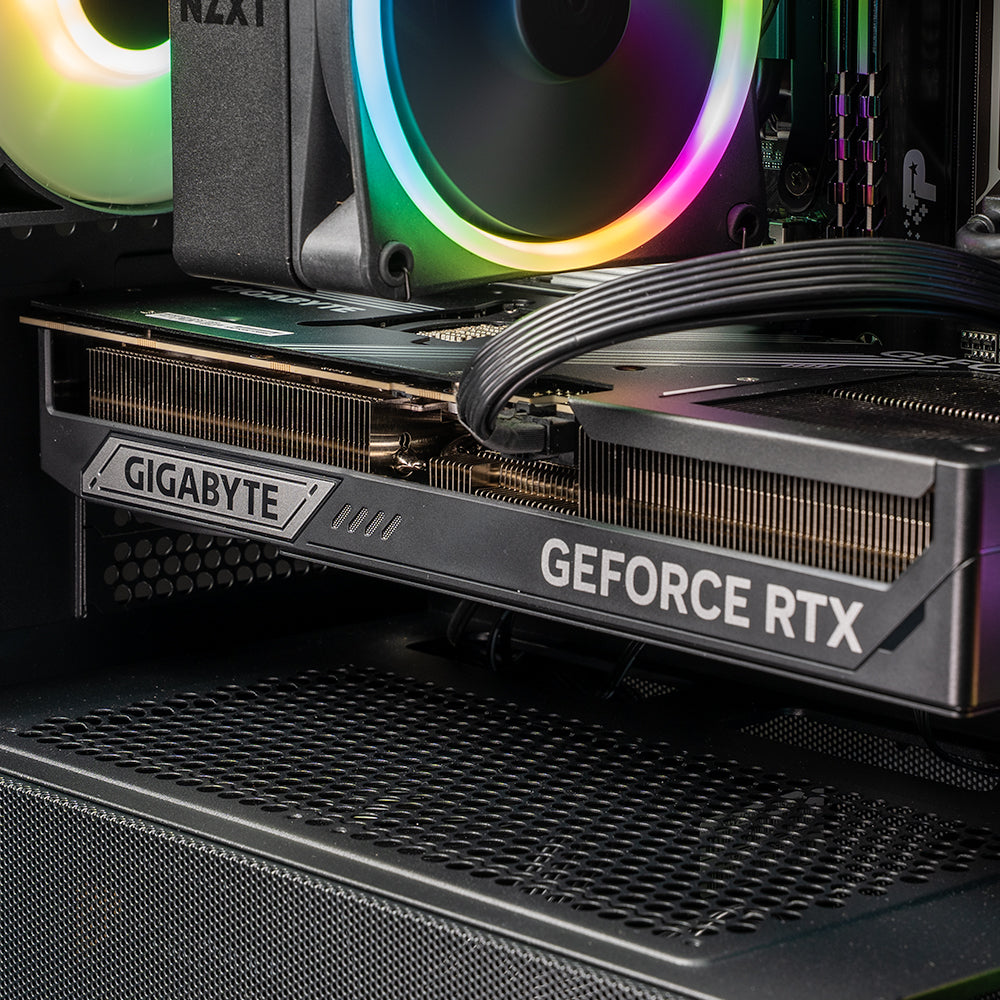 NZXT H3 - Black : L5 X3D / Ryzen 7 7800X3D + GeForce RTX 5070