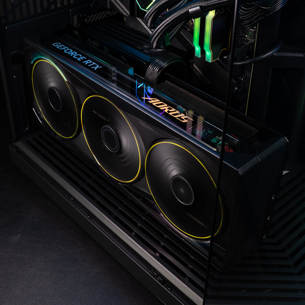 Insane Fishtank : X3D Extreme / Ryzen 9 9950X3D + GeForce RTX 5090
