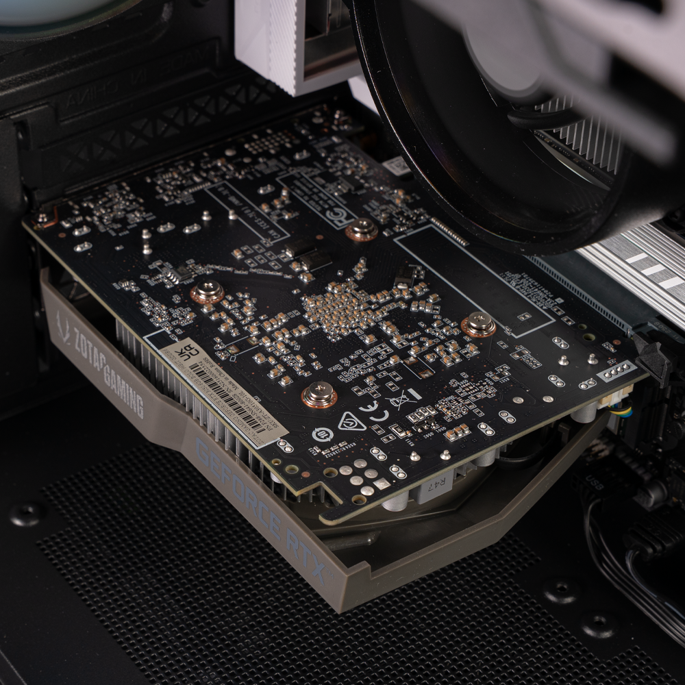 Unbeatable RTX Combo / Ryzen 5 8400F + GeForce RTX 3050