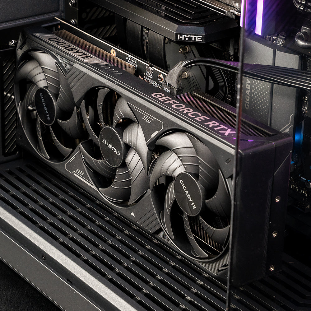 Supreme : X3D Gaming 2 (FISHTANK) / Ryzen 7 9800X3D + GeForce RTX 5080