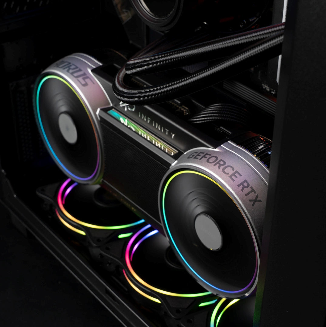 GIGABYTE AORUS : Infinity / Ryzen 9 9950X3D + GeForce RTX 5090