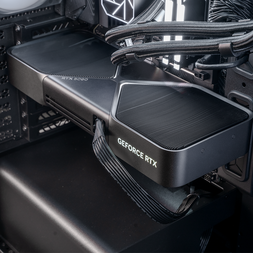 NVIDIA Showcase Ultimate : AMD X3D / Ryzen 7 7800X3D + GeForce RTX 5090 FE