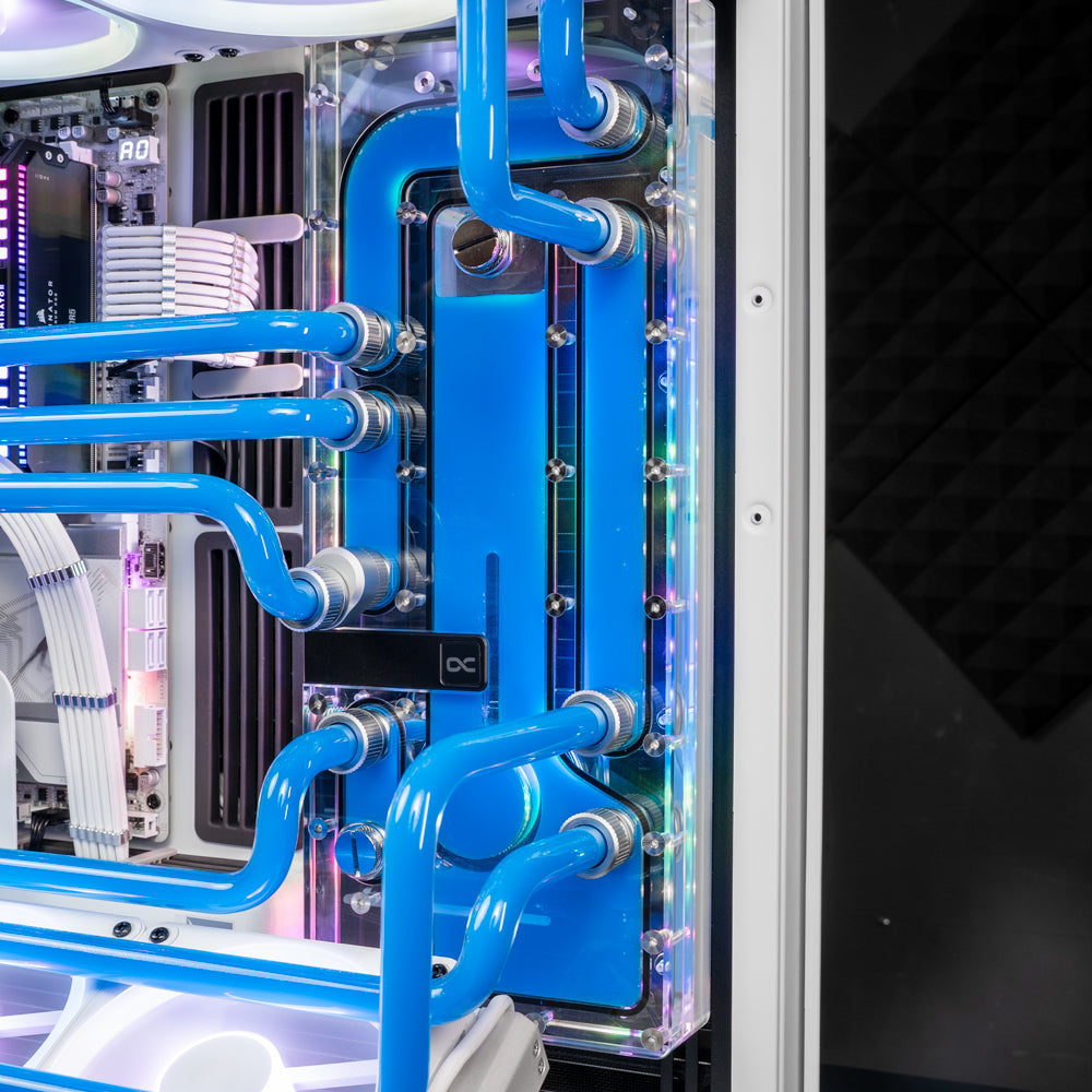 Artisan 13 : White Vortex / Ryzen 9 9950X3D + GeForce RTX 5080